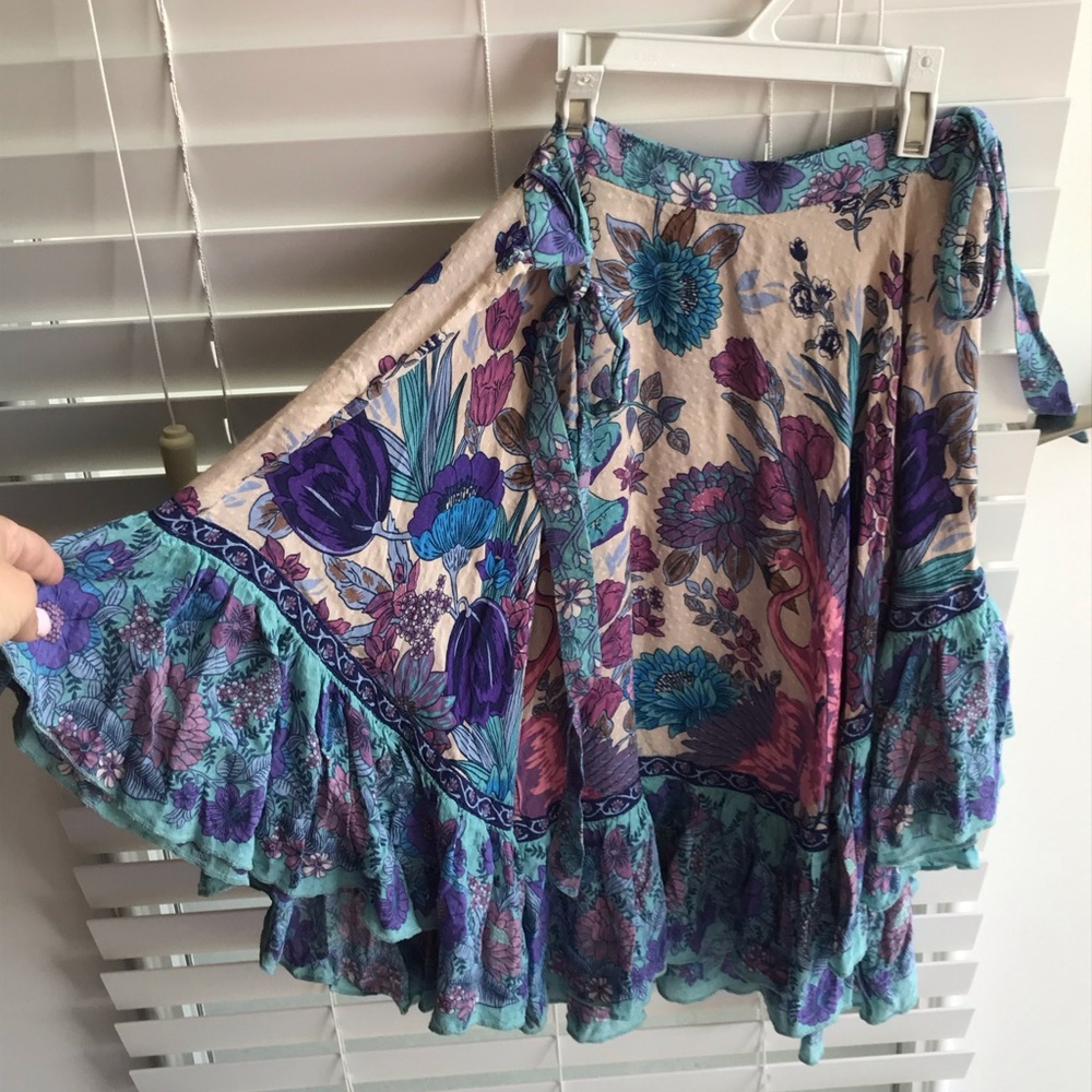 *SOLD* Spell and the gypsy siren song mini skirt - Picture 3 of 8
